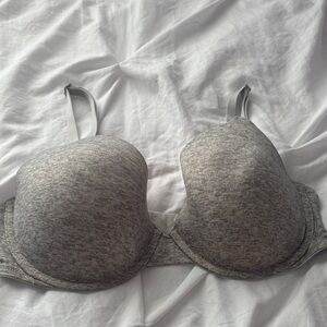 PINK Victoria's Secret Grey Heather T-Shirt Bra